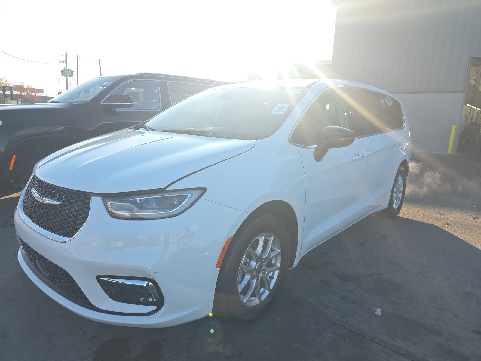 2024 Chrysler Pacifica Touring L FWD