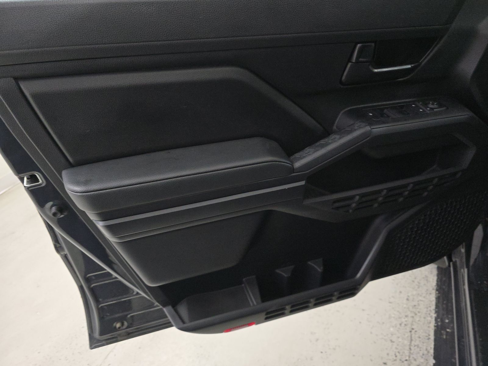 2024 Toyota Tacoma SR RWD