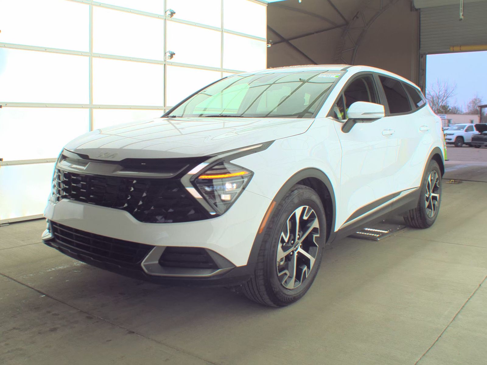 2024 Kia Sportage EX FWD