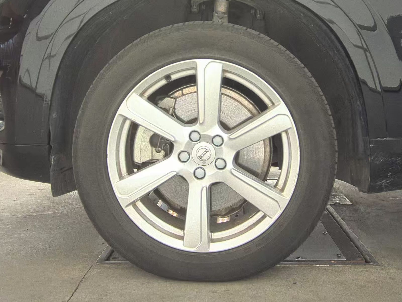 2024 Volvo XC90 B5 Core AWD