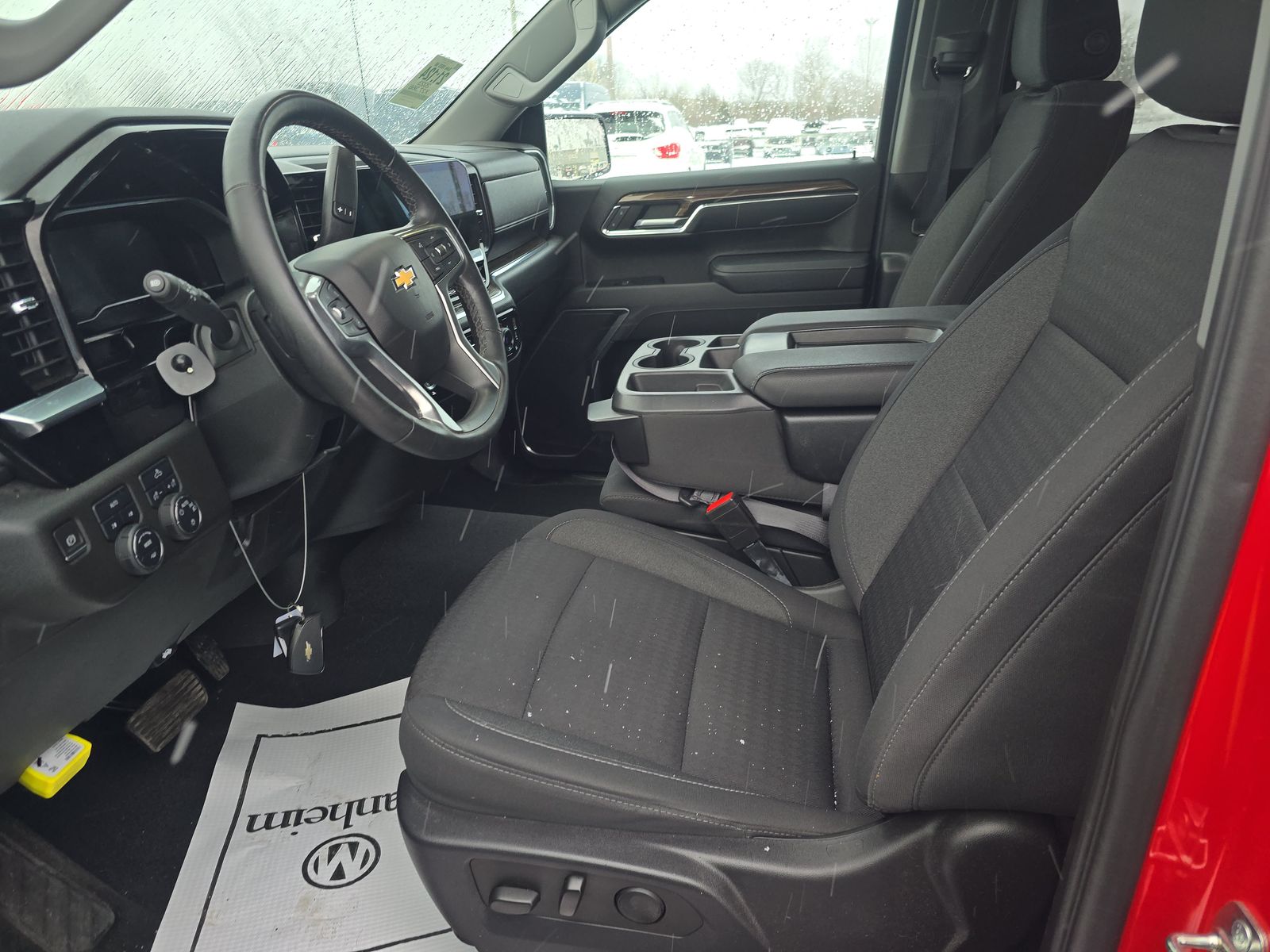 2023 Chevrolet Silverado 1500 LT AWD