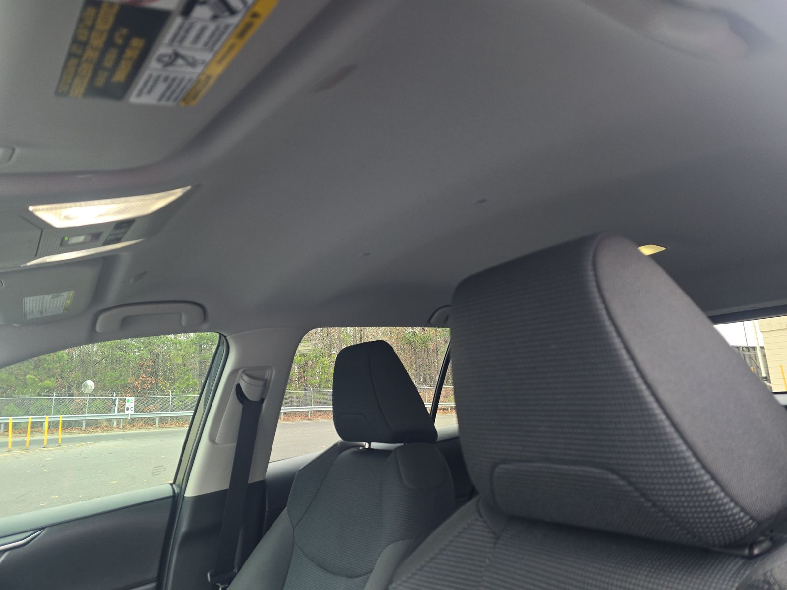 2025 Toyota RAV4 LE FWD