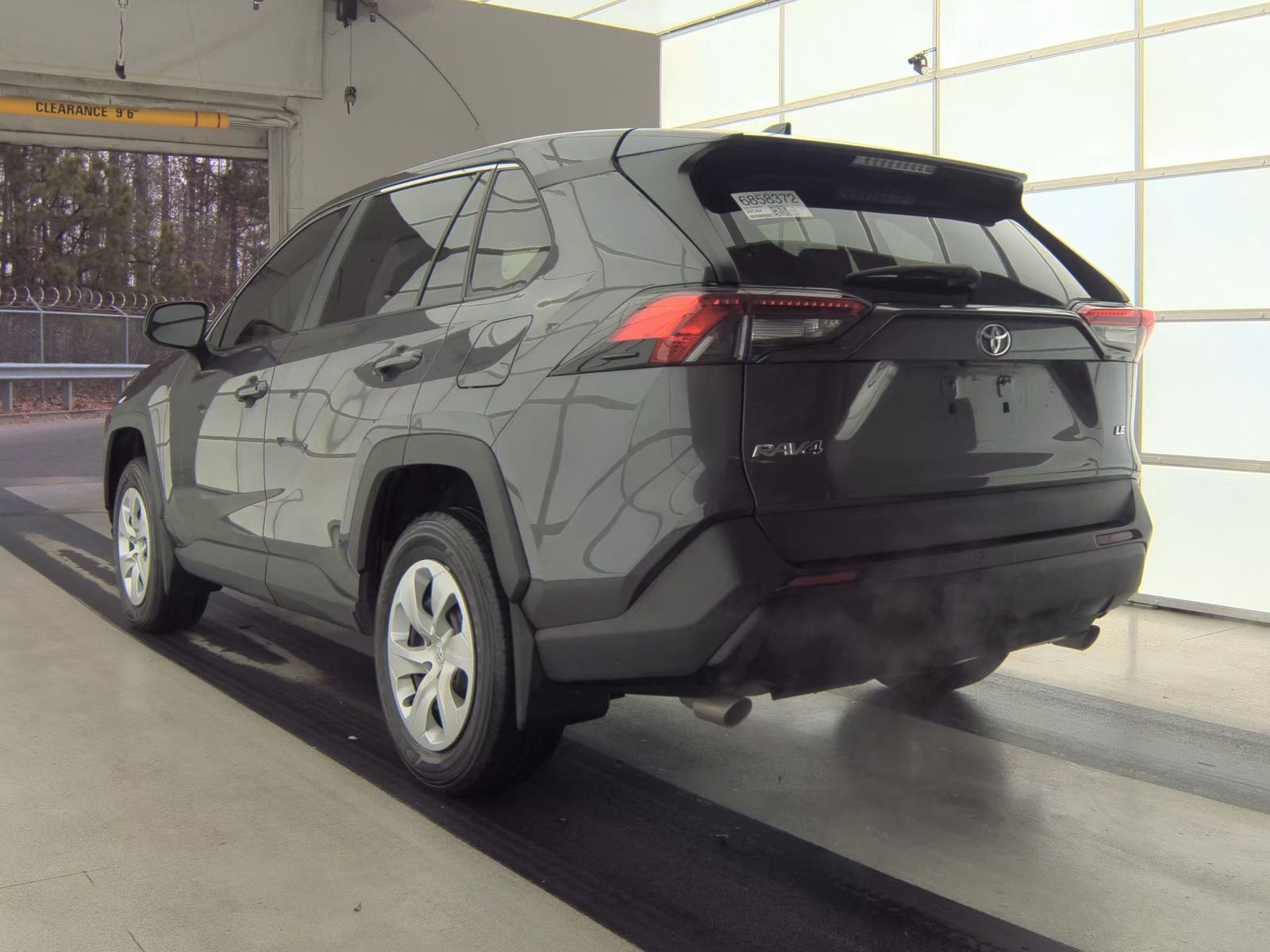 2025 Toyota RAV4 LE FWD