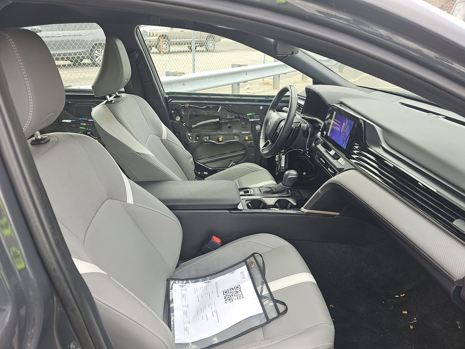 2025 Toyota Camry SE FWD