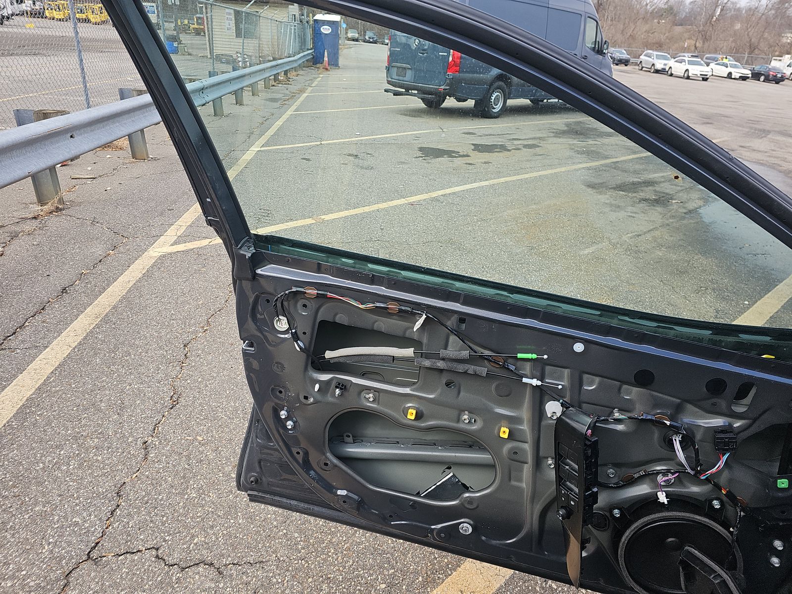 2025 Toyota Camry SE FWD