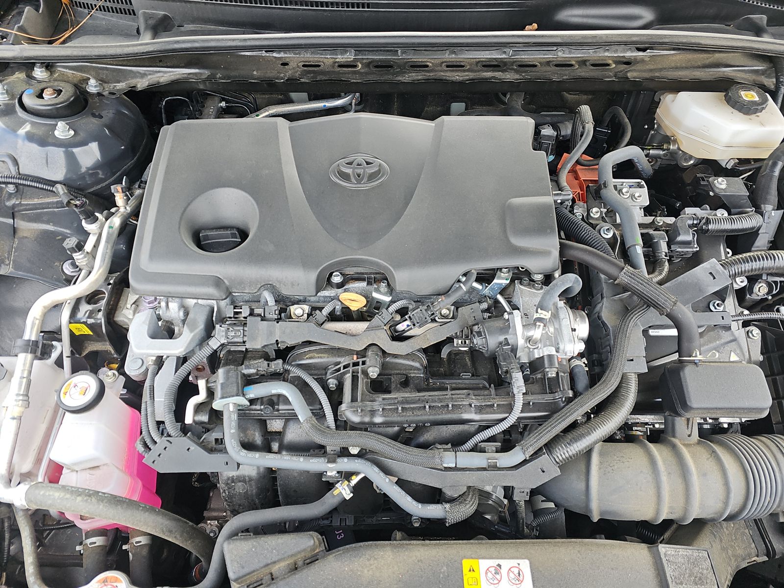 2025 Toyota Camry SE FWD