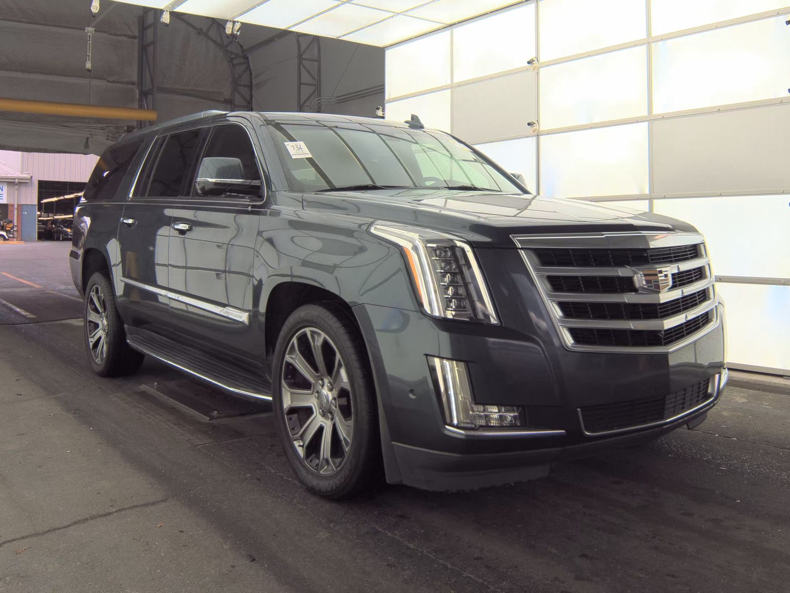 2019 Cadillac Escalade ESV Base RWD
