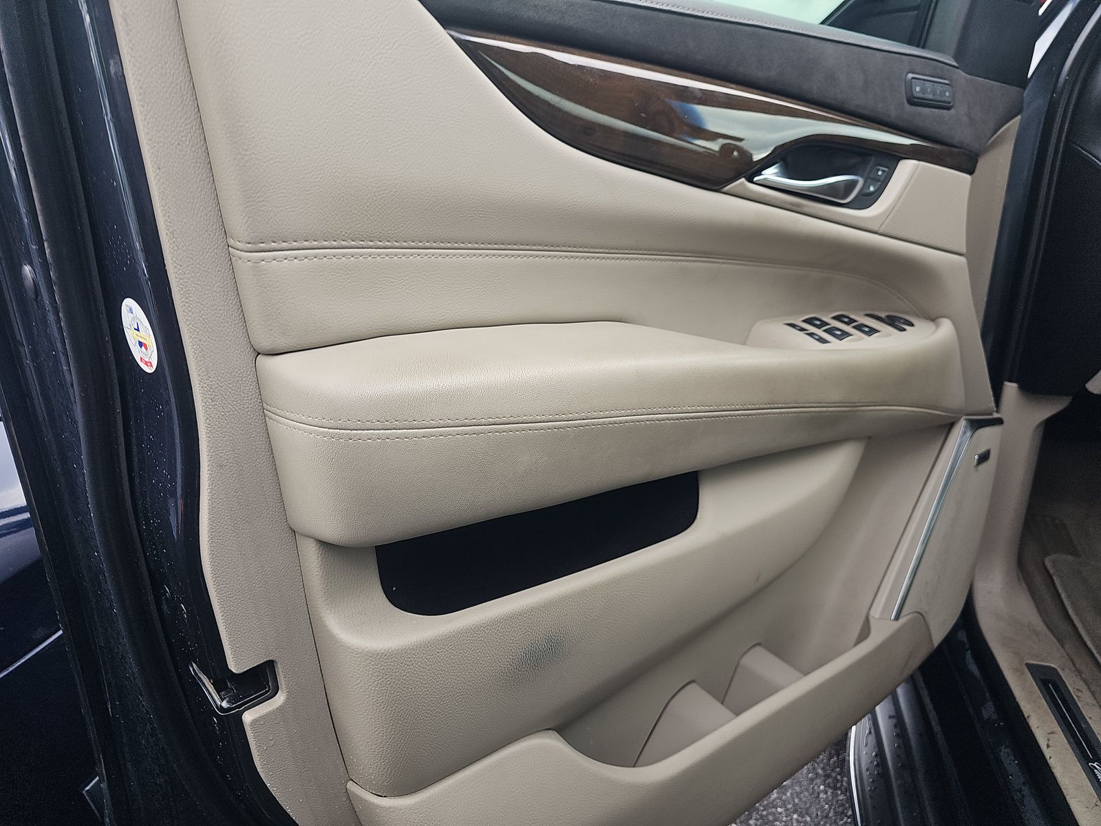 2019 Cadillac Escalade ESV Base RWD