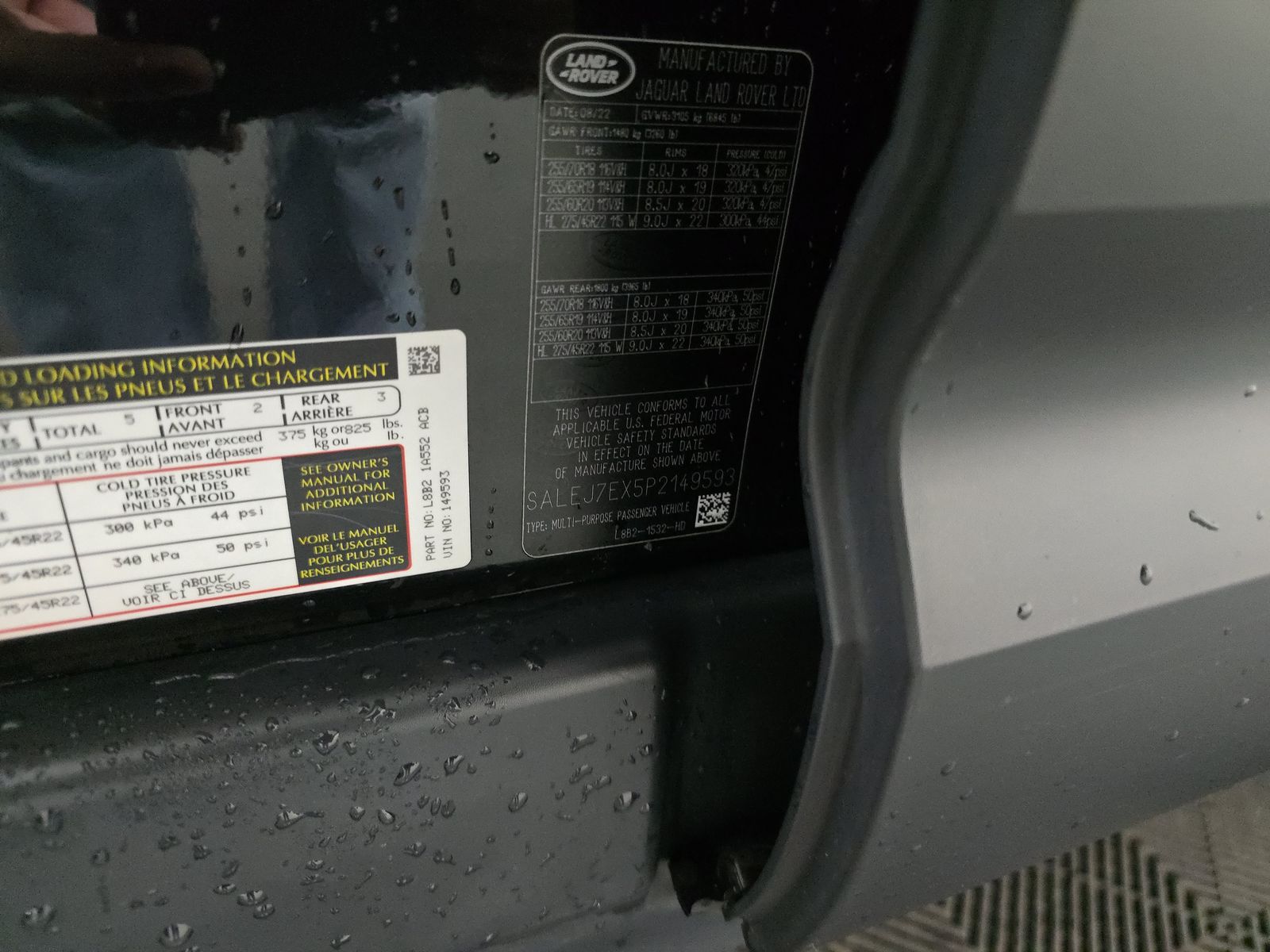 2023 Land Rover Defender 110 30th Anniversary Edition AWD