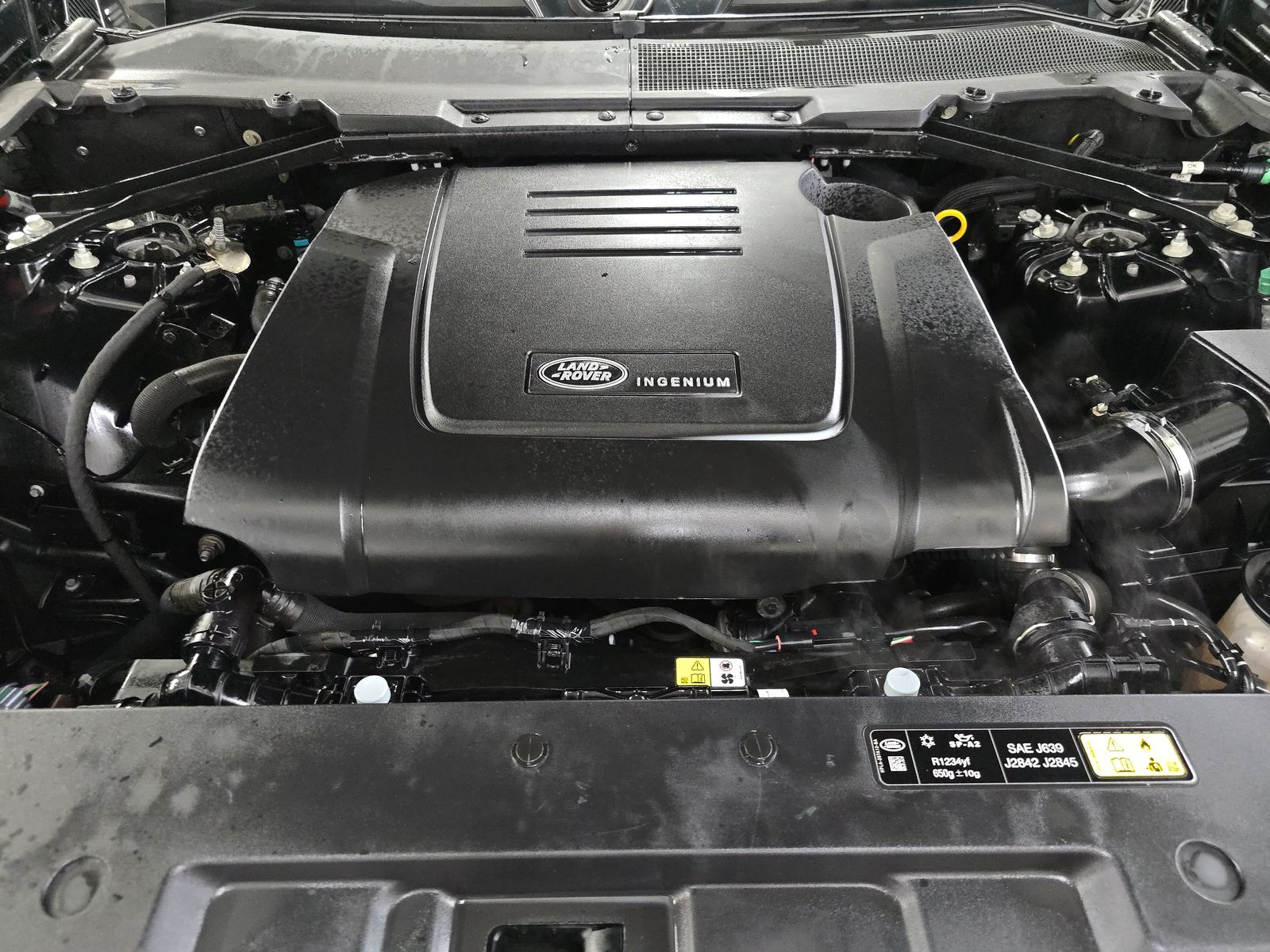 2023 Land Rover Defender 110 30th Anniversary Edition AWD