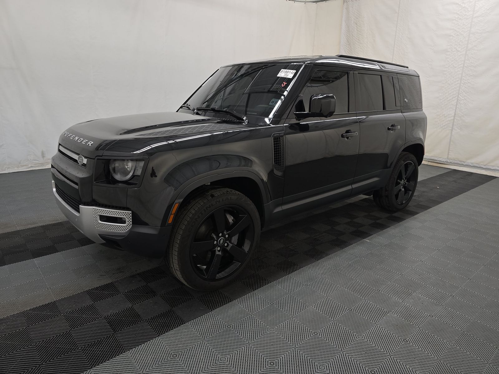 2023 Land Rover Defender 110 30th Anniversary Edition AWD