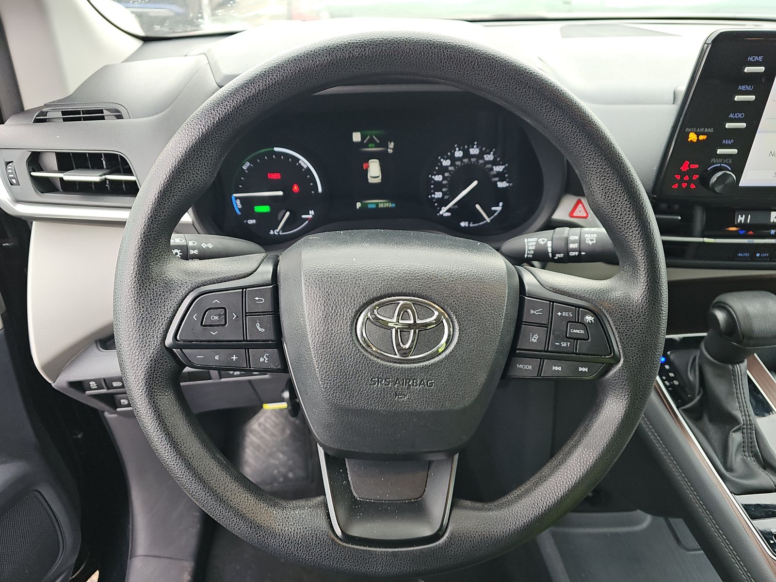 2024 Toyota Sienna LE FWD