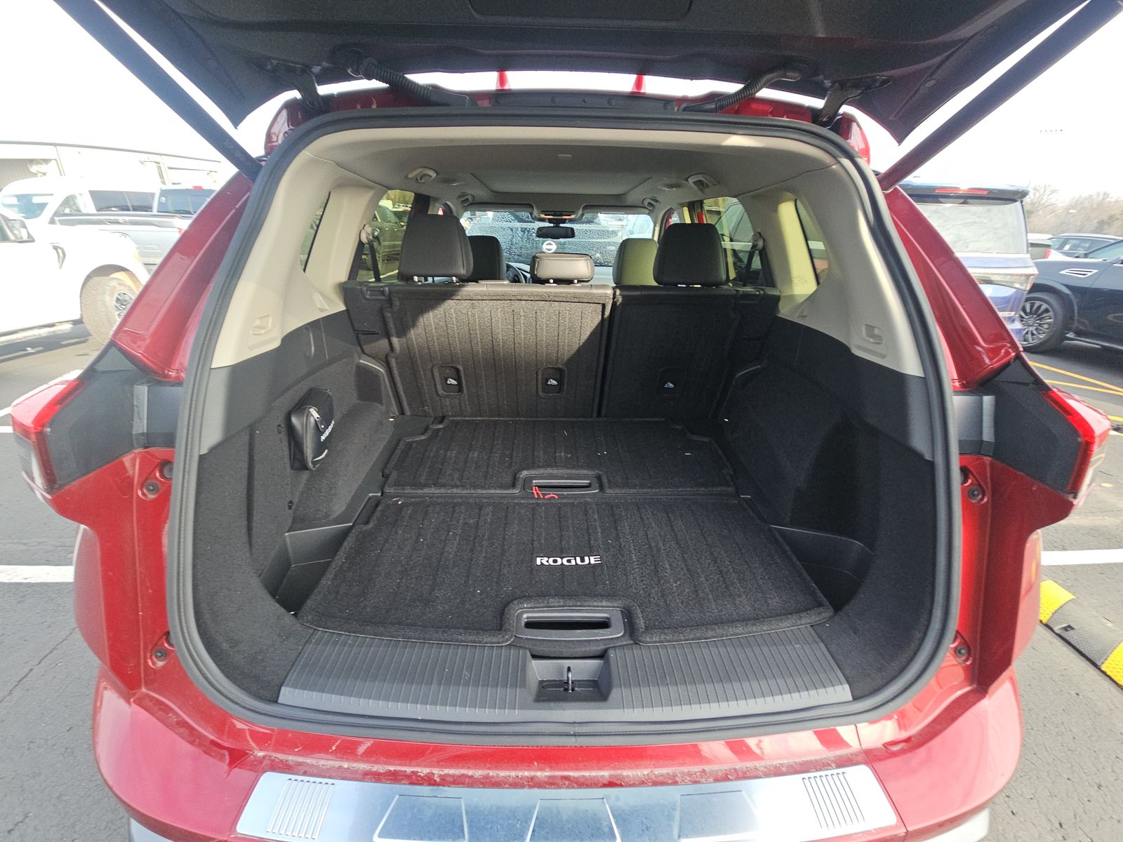 2025 Nissan Rogue SL FWD
