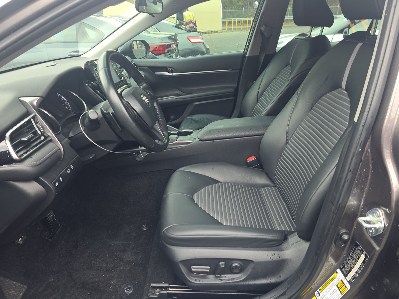 2024 Toyota Camry SE FWD