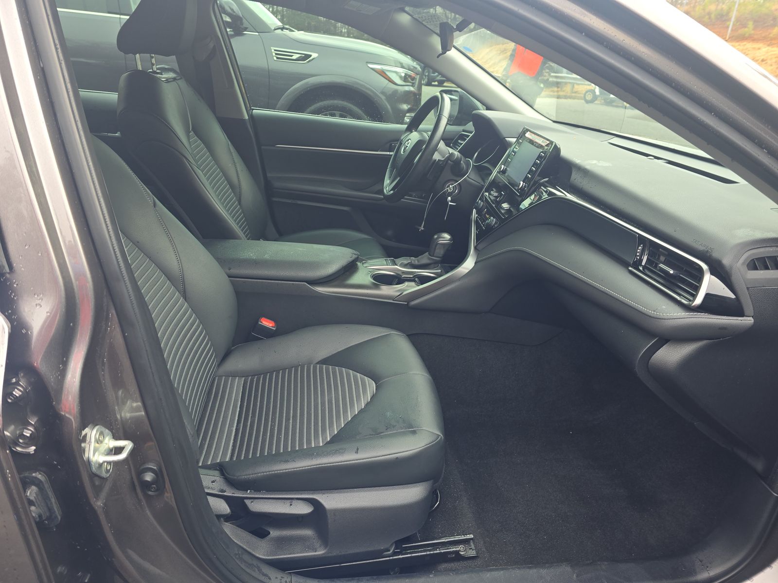 2024 Toyota Camry SE FWD