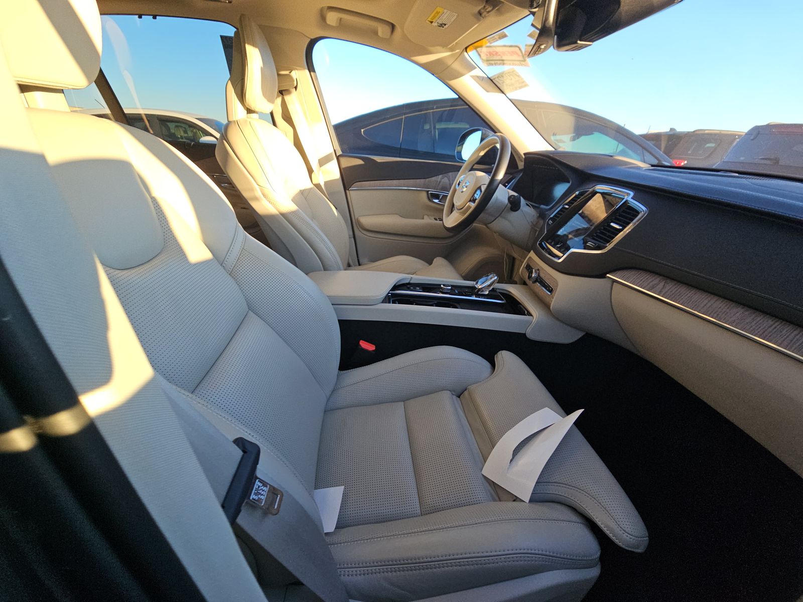 2022 Volvo XC90 Recharge T8 Inscription AWD