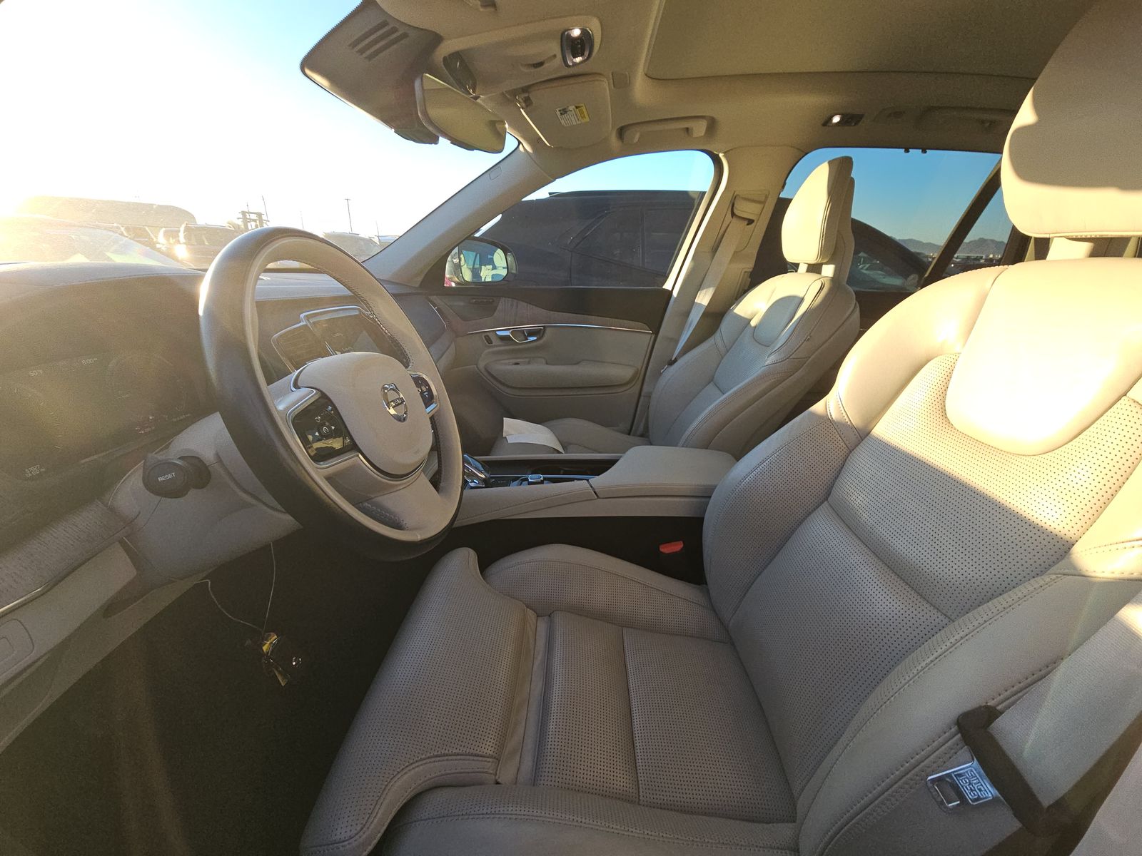 2022 Volvo XC90 Recharge T8 Inscription AWD