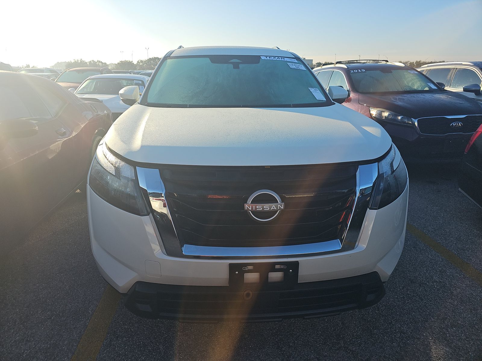 2024 Nissan Pathfinder SV FWD