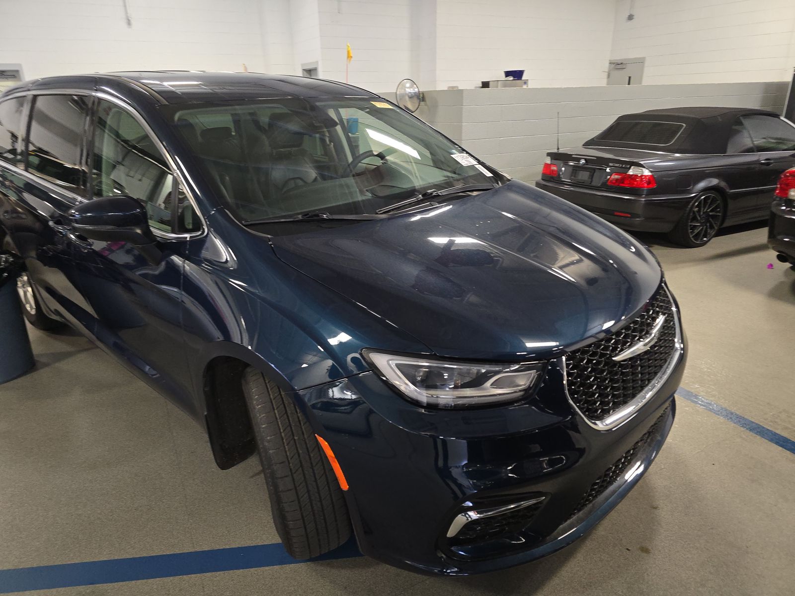 2023 Chrysler Pacifica Touring L FWD