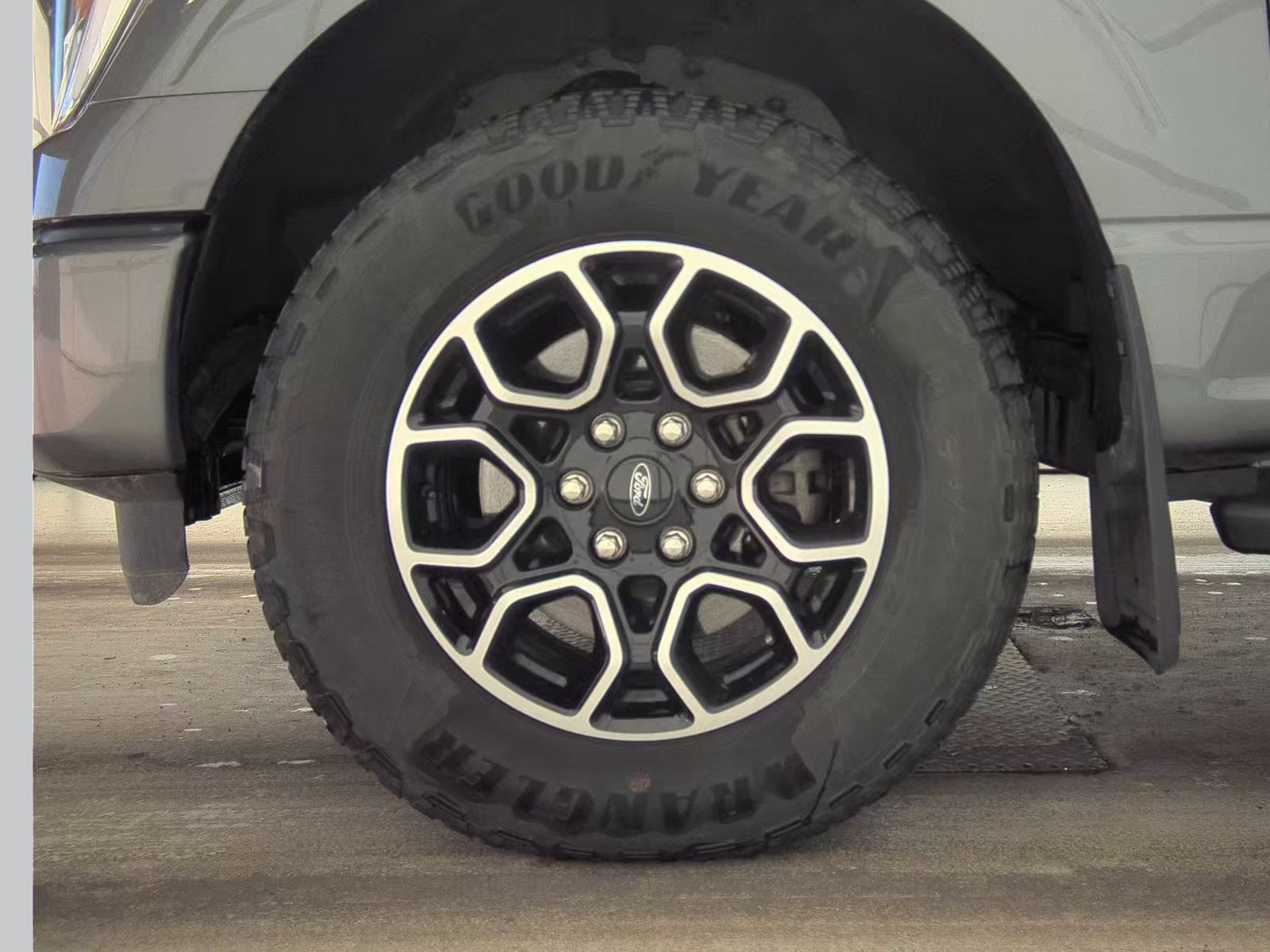 2023 Ford F-150 XLT AWD