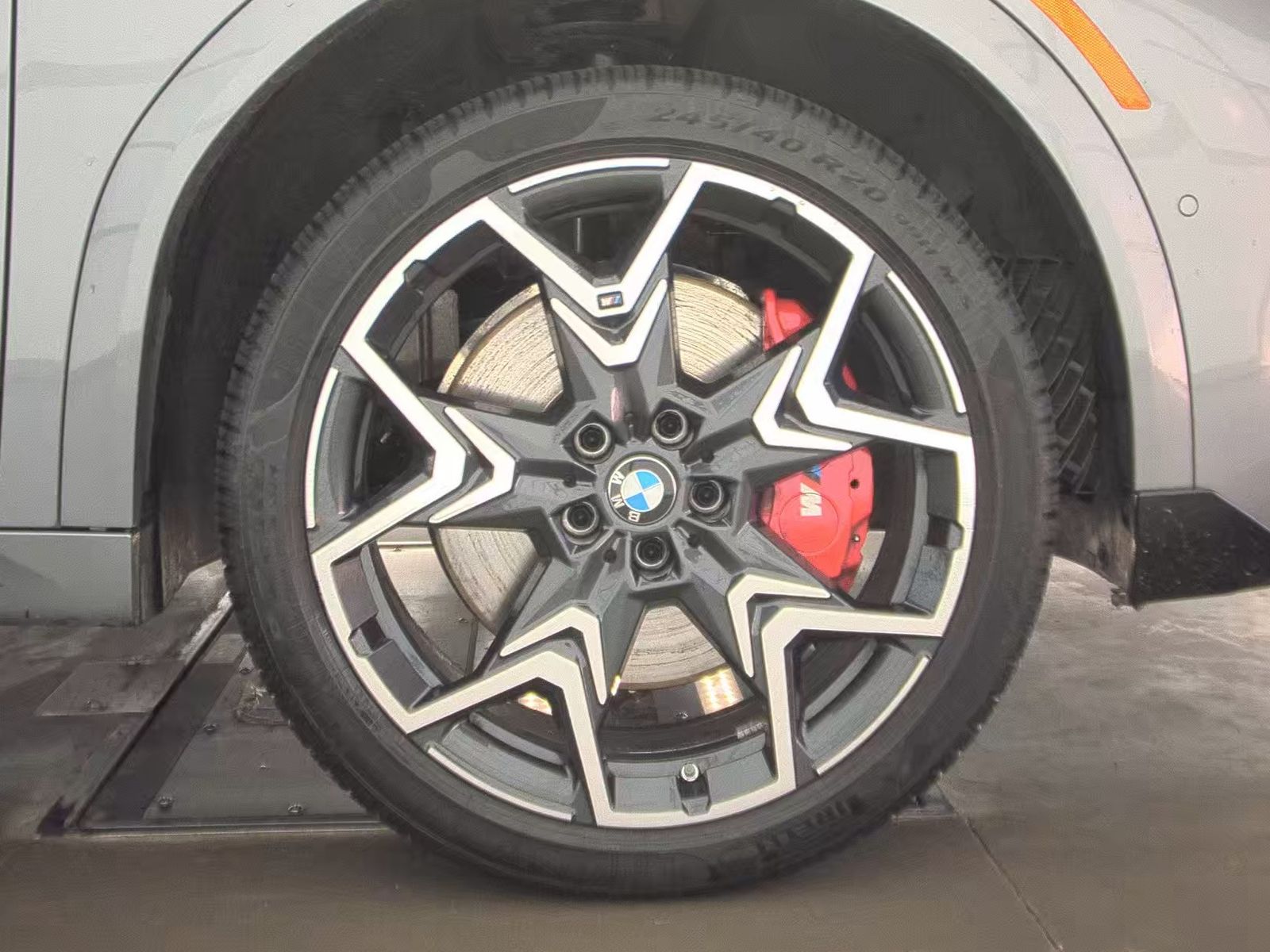 2025 BMW X2 M35i AWD