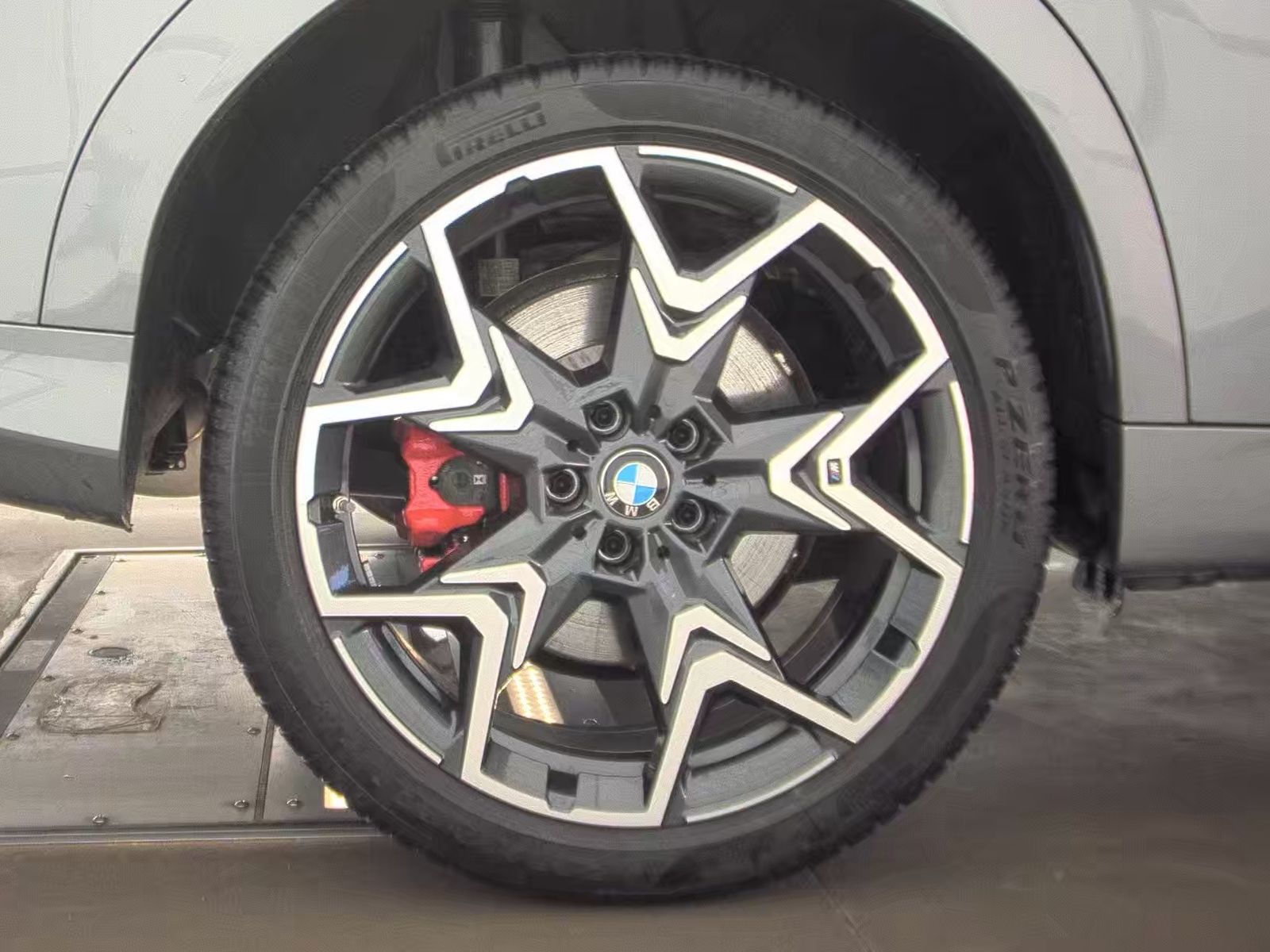 2025 BMW X2 M35i AWD