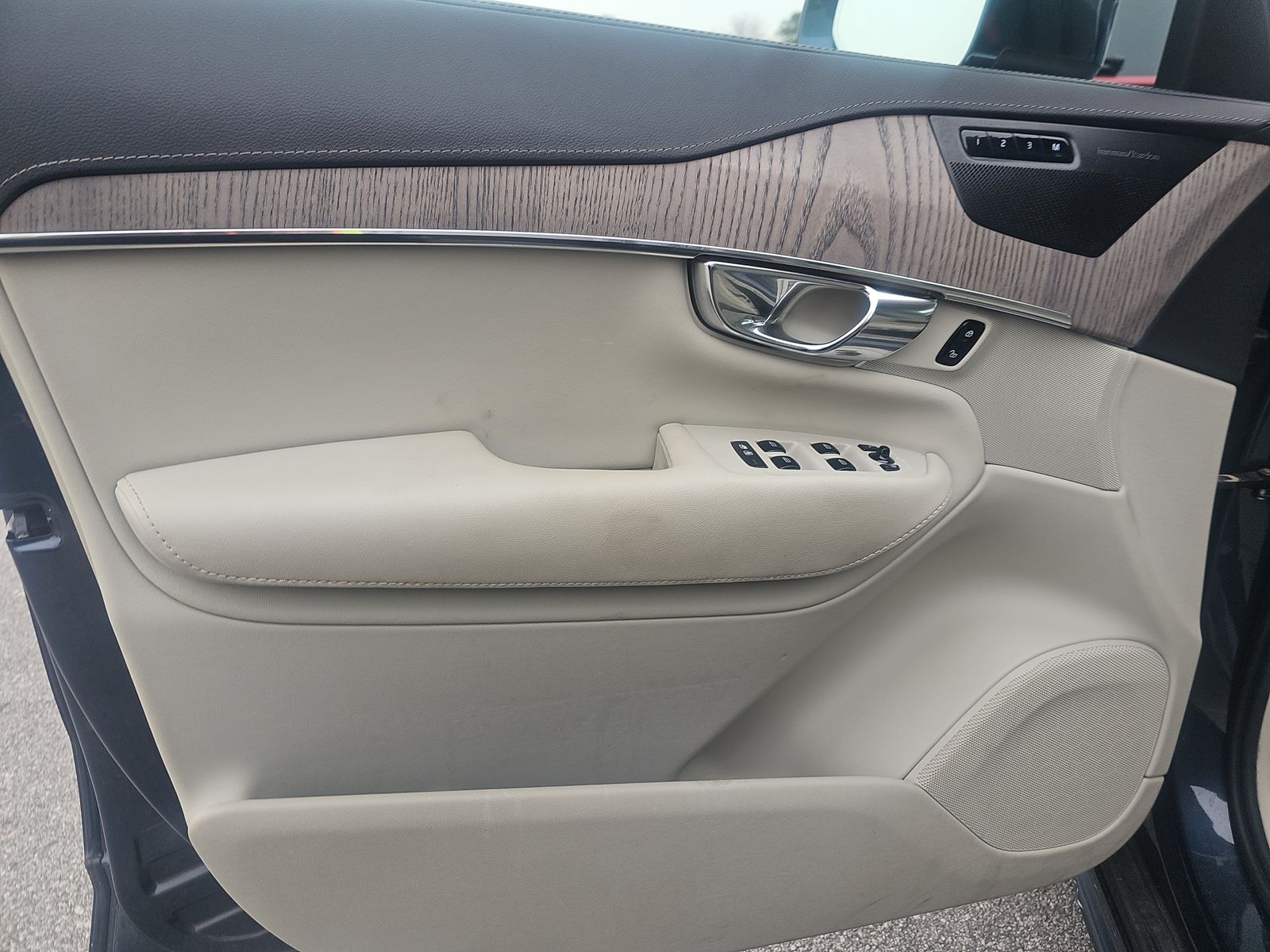 2021 Volvo XC90 T6 Inscription AWD