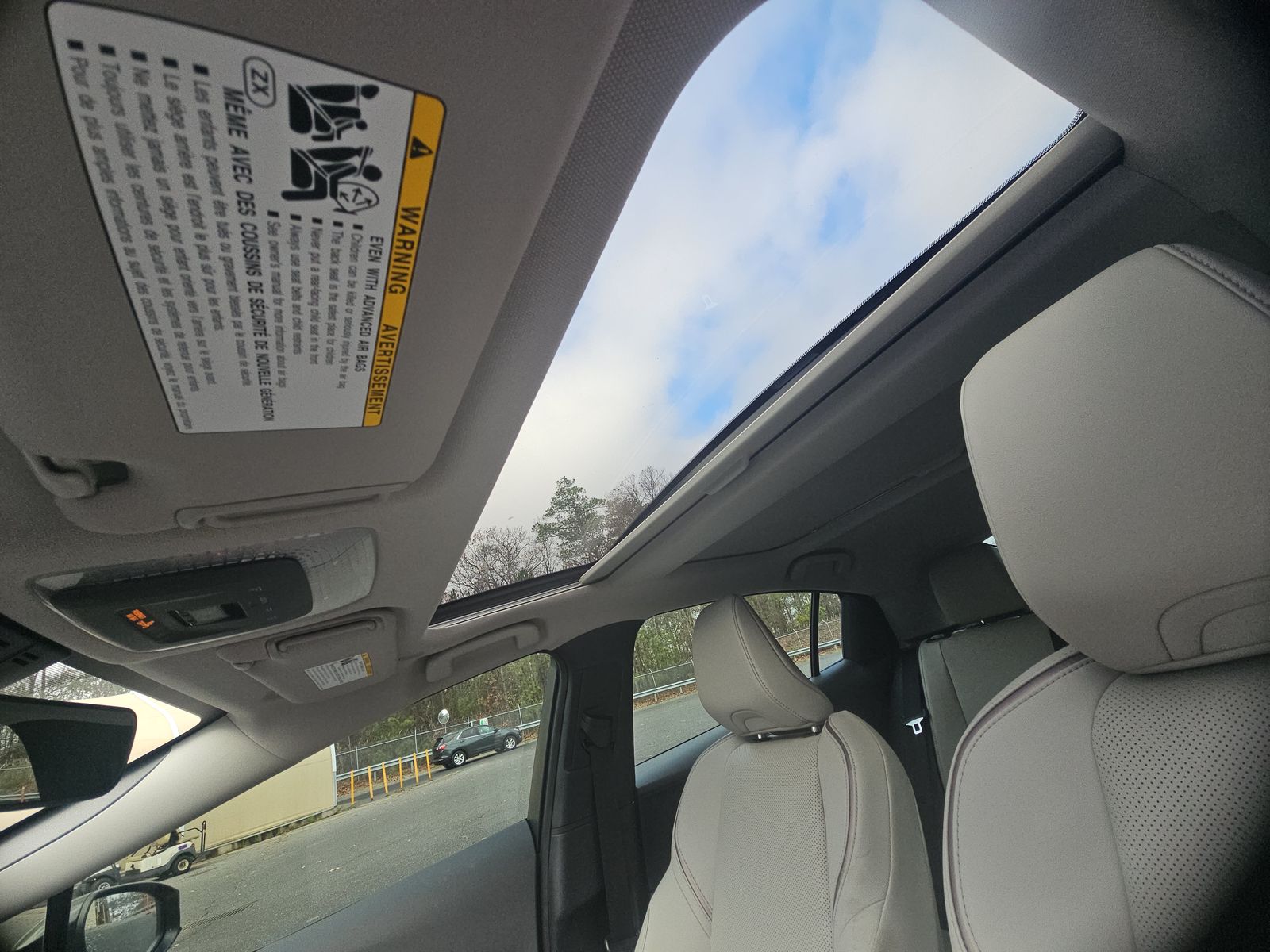 2024 Toyota Prius XLE FWD