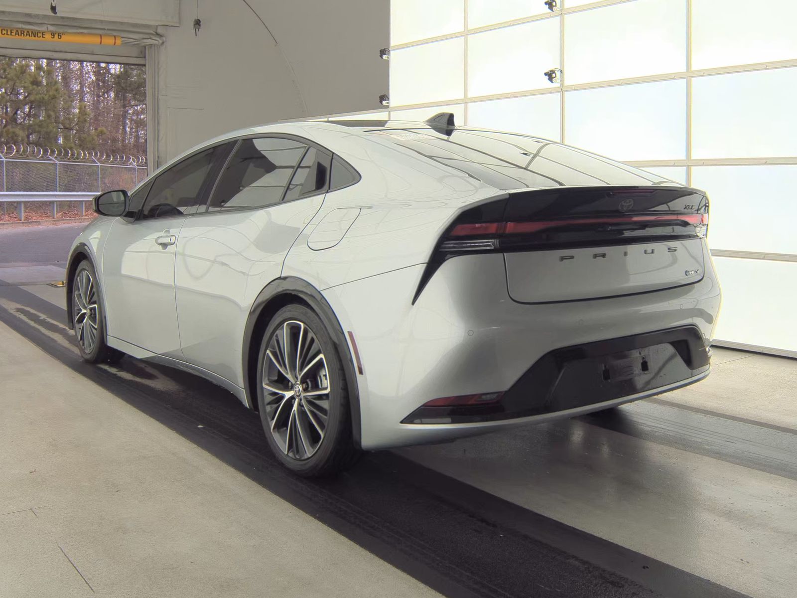 2024 Toyota Prius XLE FWD