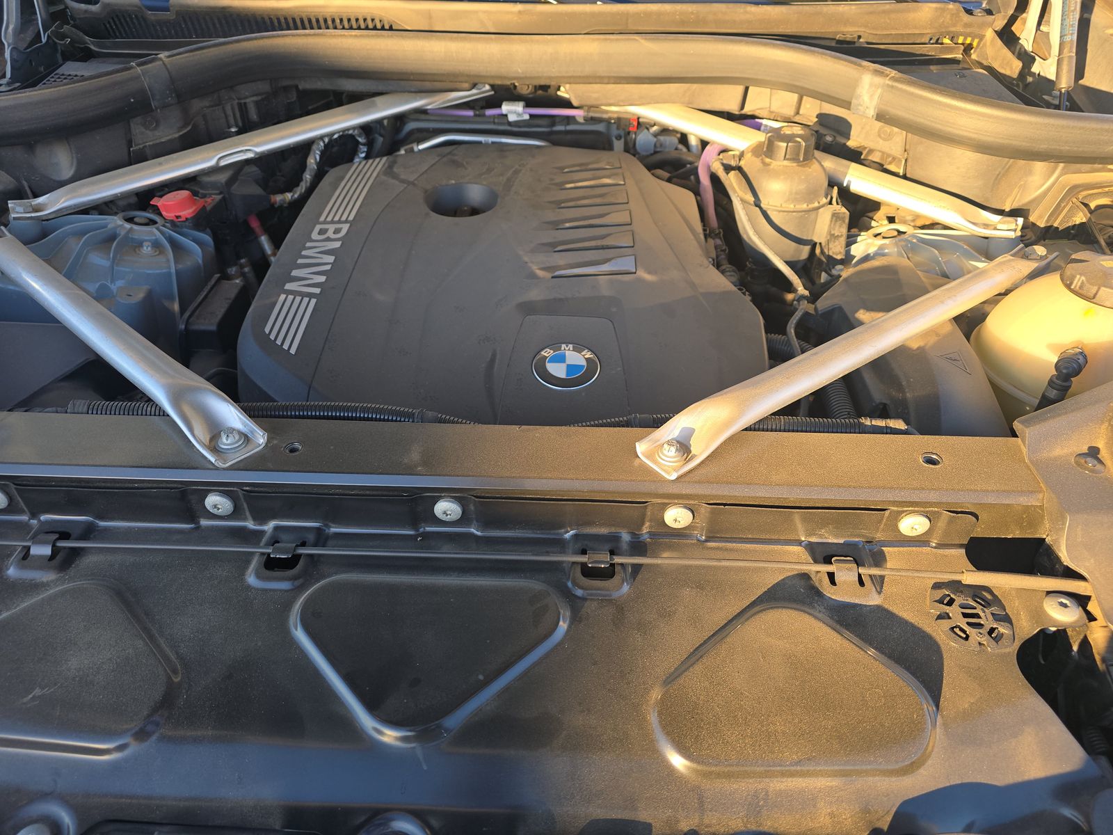 2024 BMW X6 xDrive40i AWD