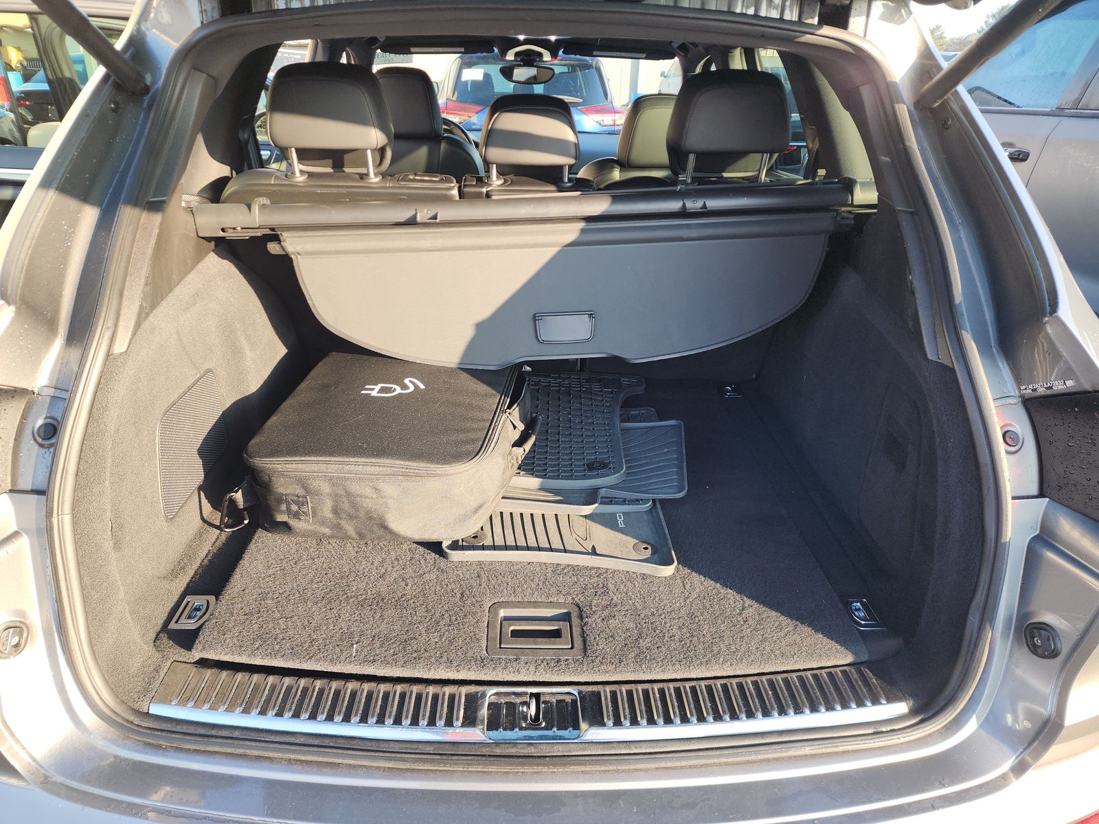 2018 Porsche Cayenne E-Hybrid S AWD