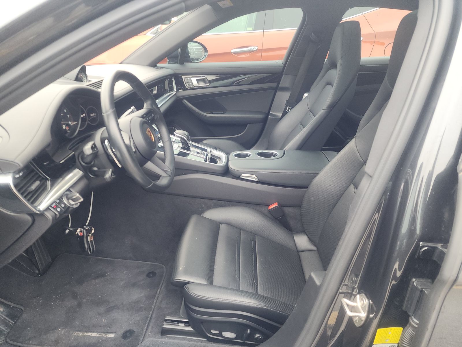 2022 Porsche Panamera 4 AWD