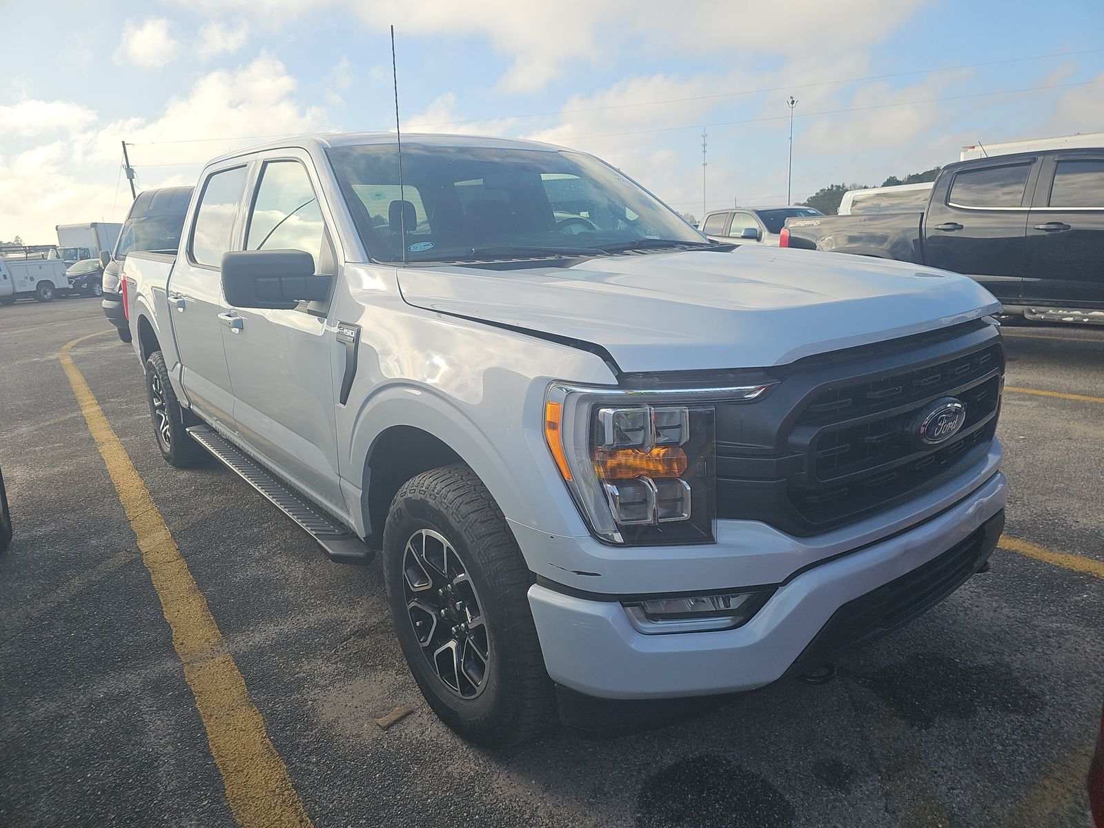2022 Ford F-150 XLT AWD