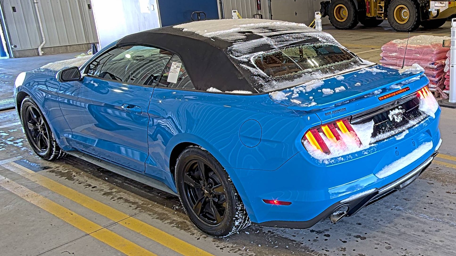 2022 Ford Mustang EcoBoost RWD