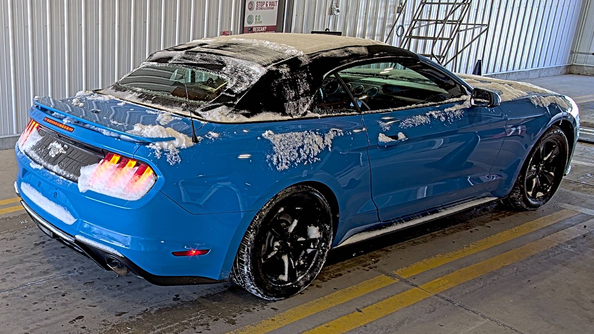 2022 Ford Mustang EcoBoost RWD