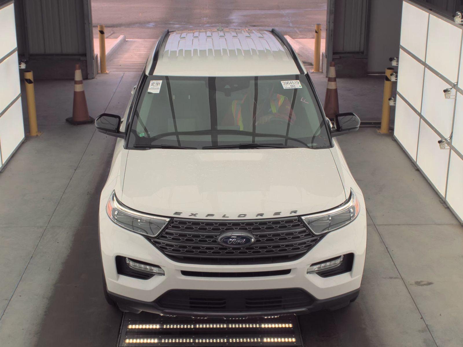 2022 Ford Explorer XLT FWD