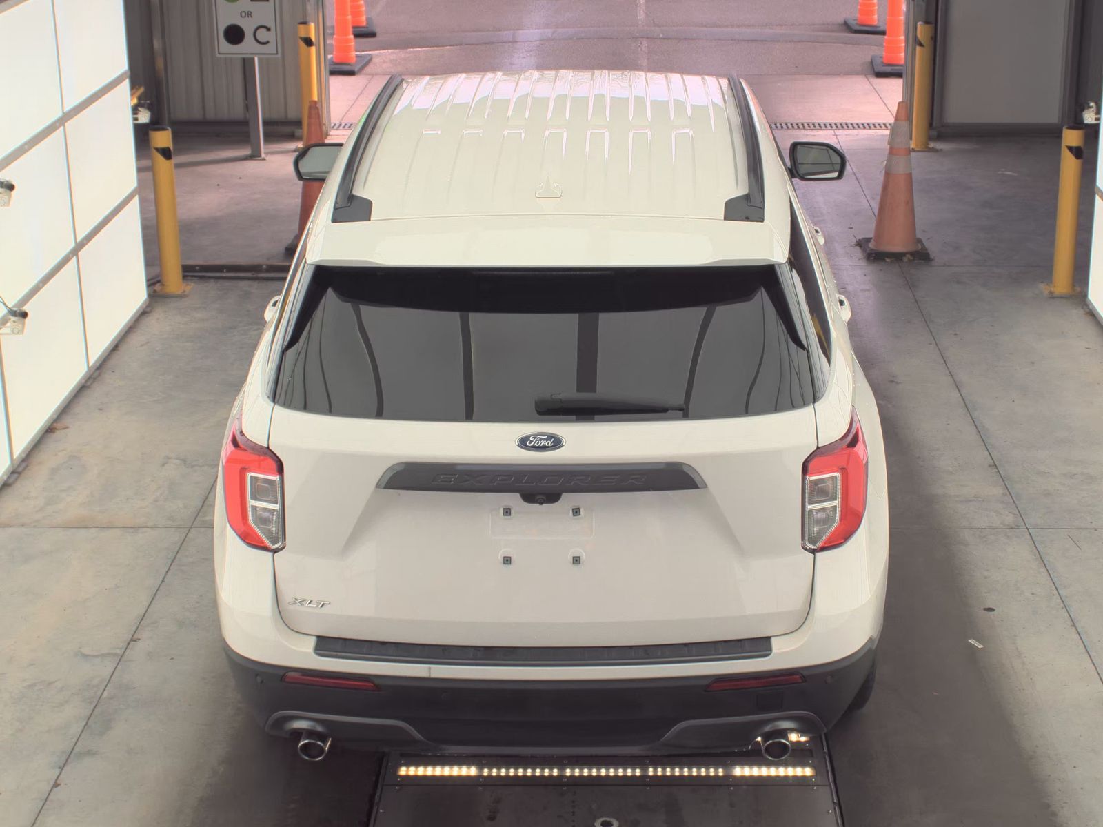 2022 Ford Explorer XLT FWD