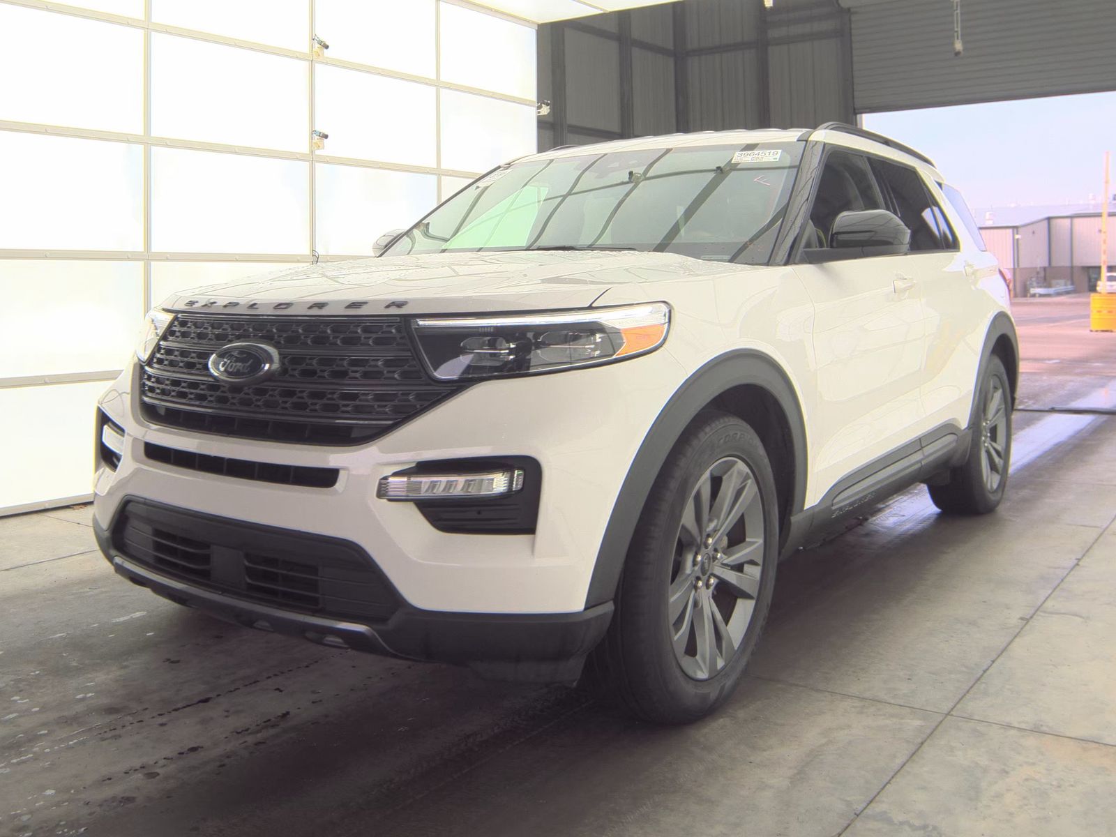 2022 Ford Explorer XLT FWD