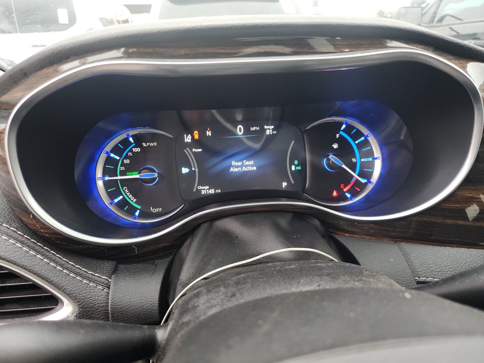 2023 Chrysler Pacifica Hybrid Limited FWD