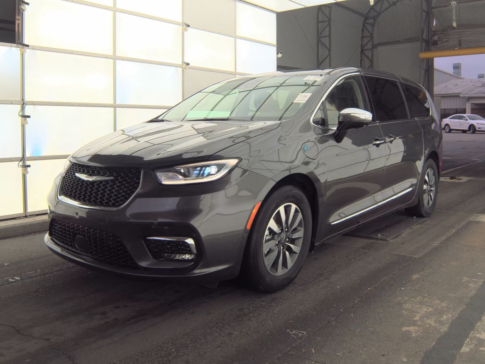 2023 Chrysler Pacifica Hybrid Limited FWD