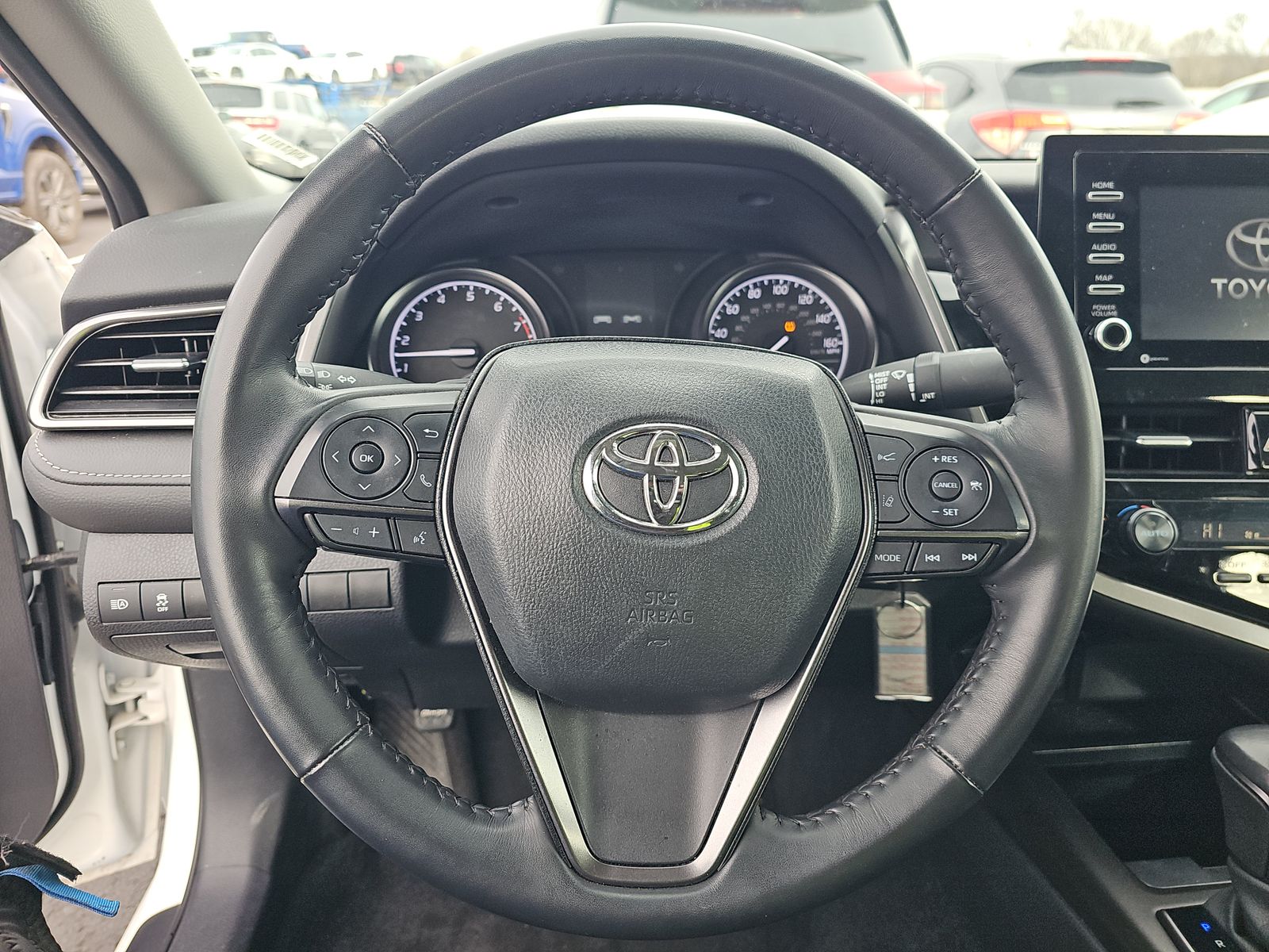 2024 Toyota Camry SE FWD