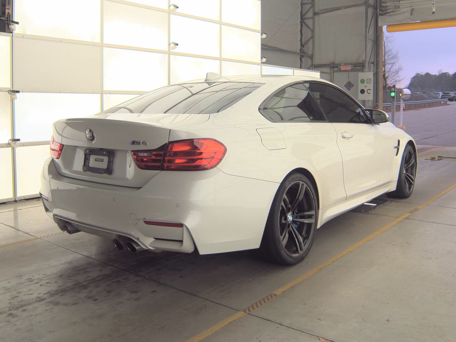 2015 BMW M4 Base RWD