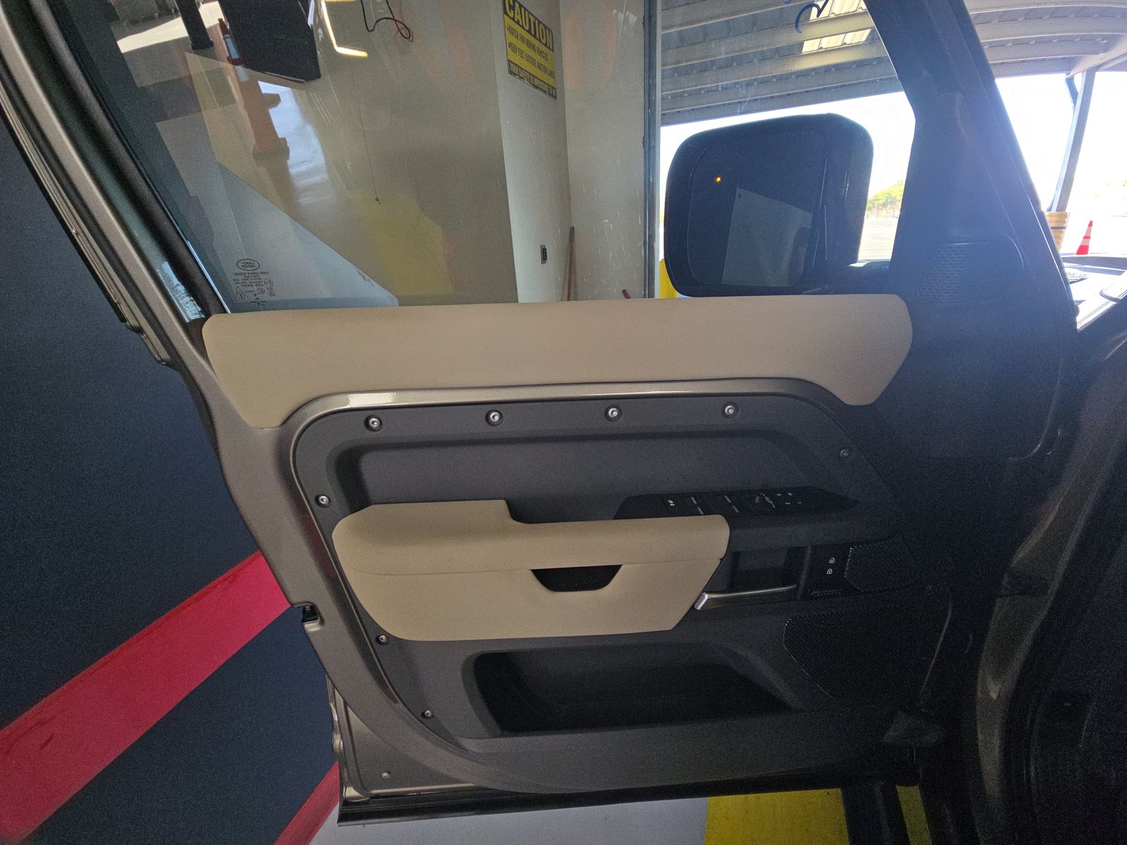 2023 Land Rover Defender 110 X-Dynamic SE AWD