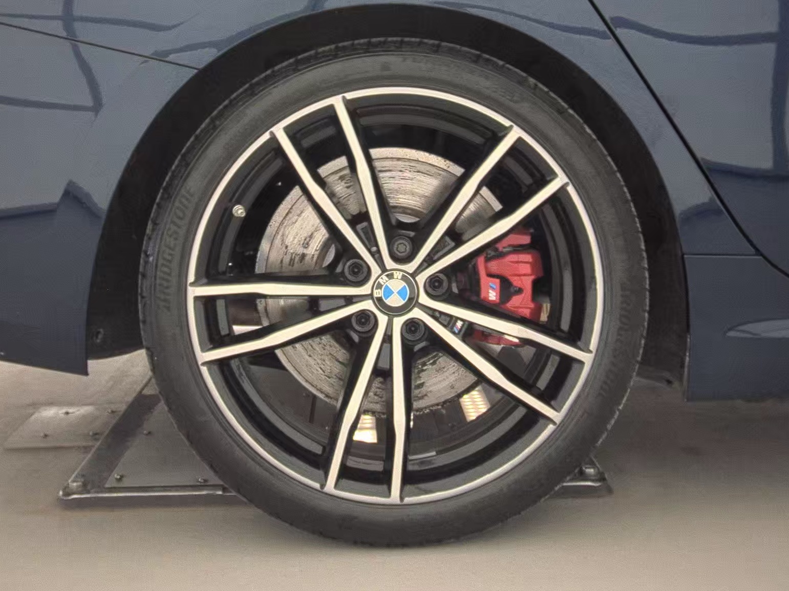 2023 BMW 3 Series 330i xDrive AWD