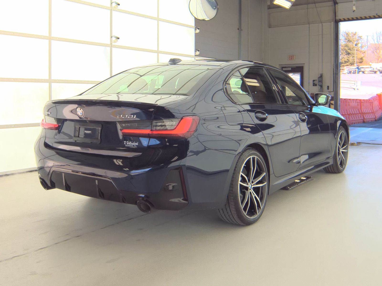 2023 BMW 3 Series 330i xDrive AWD