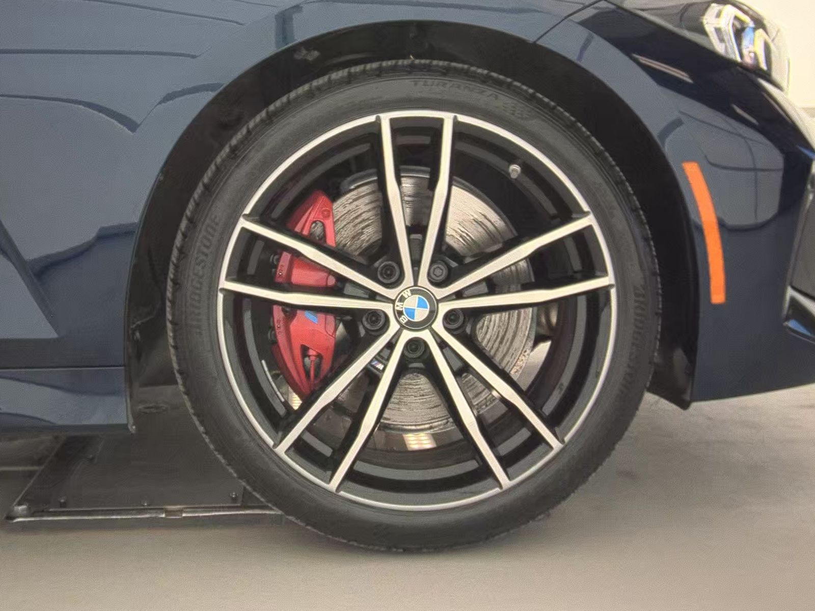 2023 BMW 3 Series 330i xDrive AWD