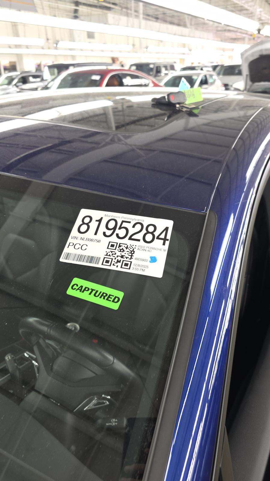 2022 Porsche Macan Base AWD