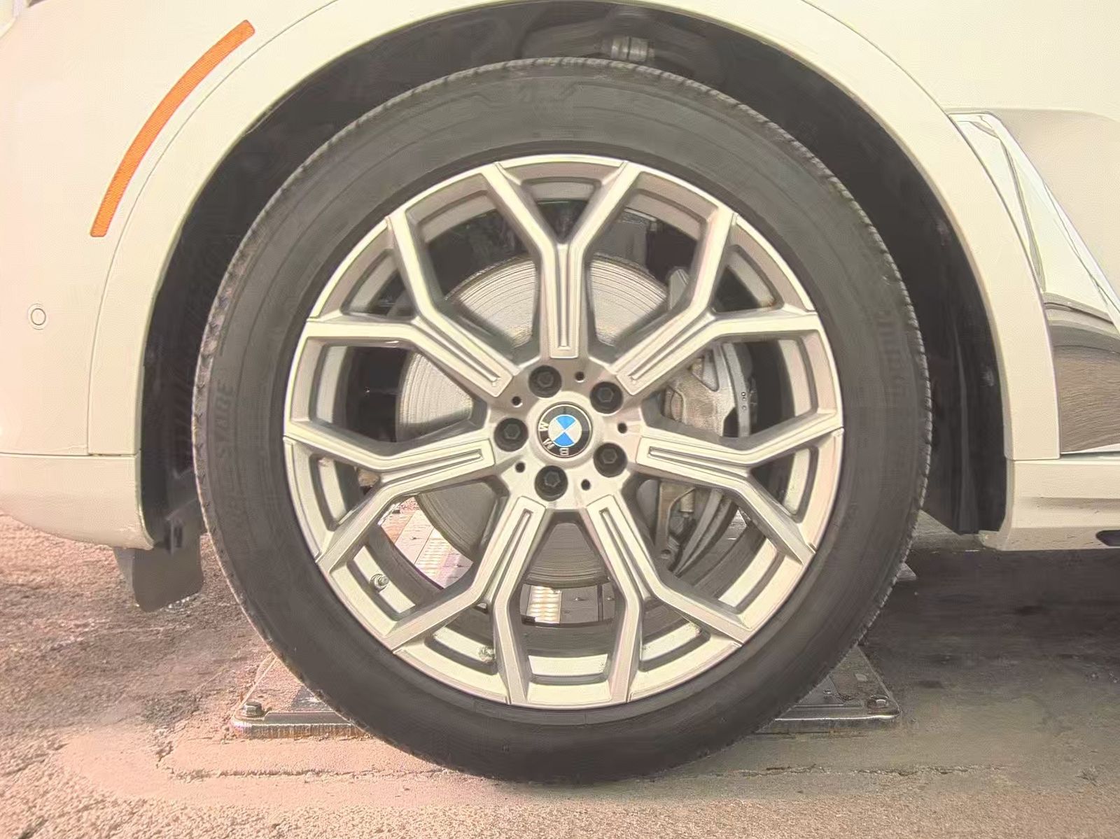 2022 BMW X7 xDrive40i AWD