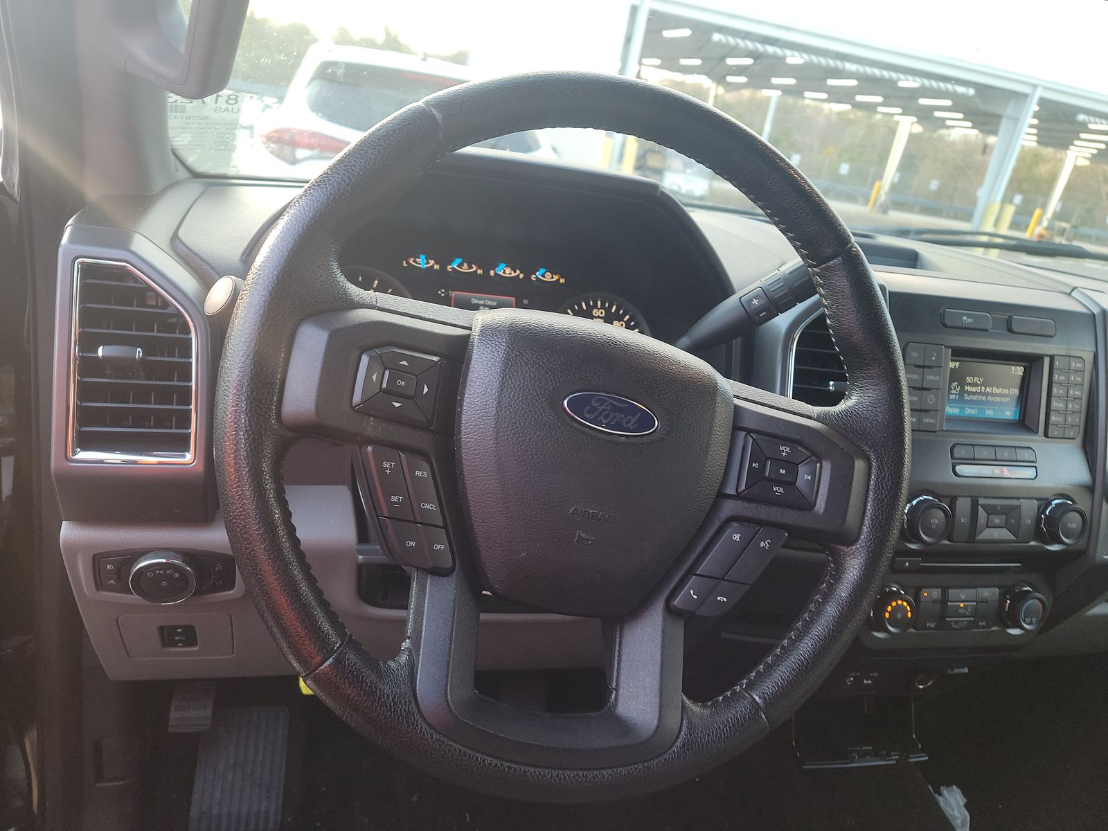 2015 Ford F-150 XLT RWD