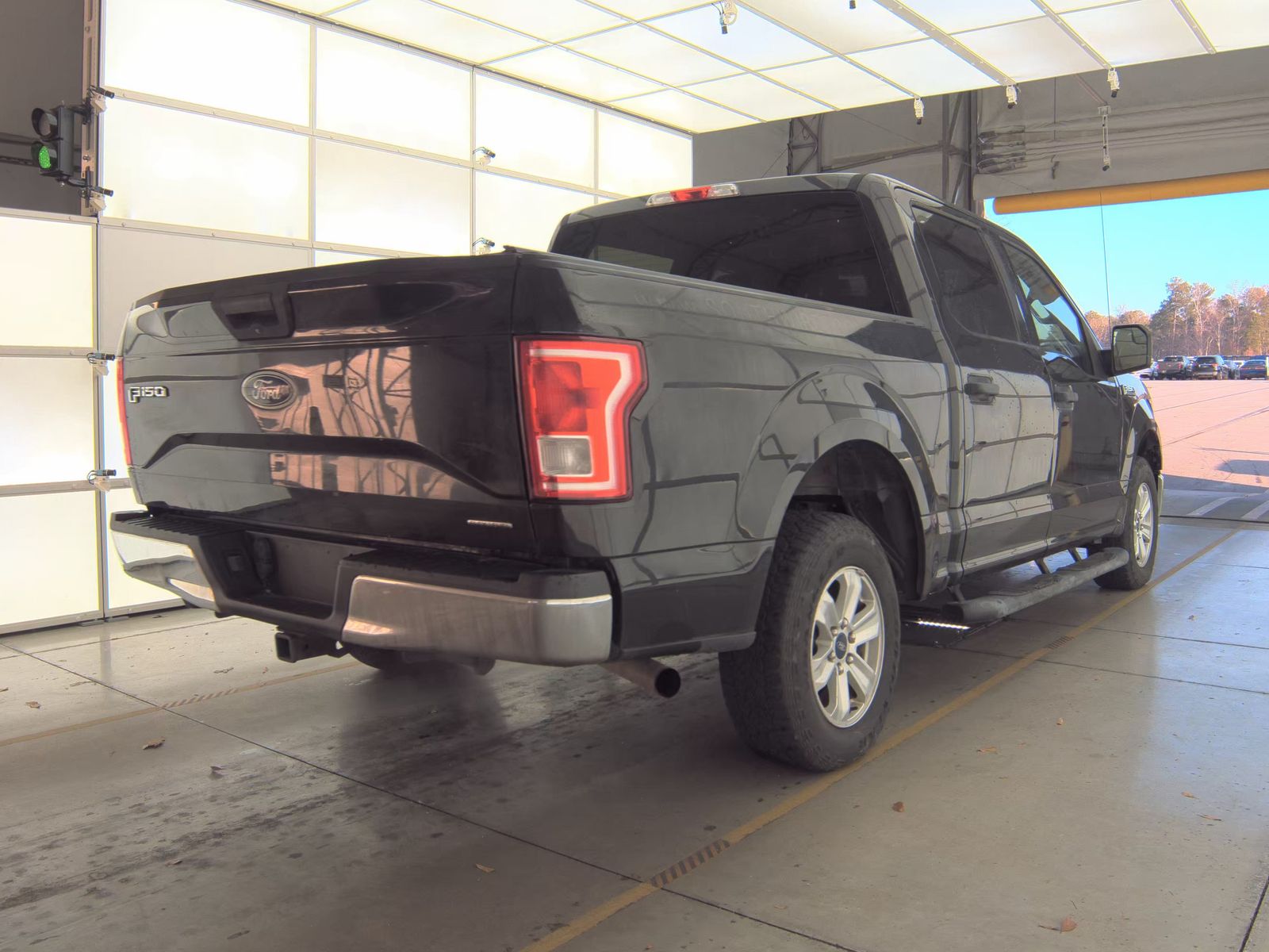 2015 Ford F-150 XLT RWD